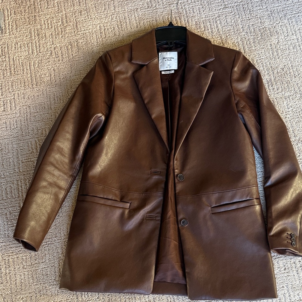 Abercrombie and Fitch Women’s Vegsn Leather Blazer